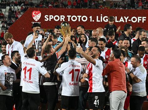 Süper Lig Haberleri - Pendikspor, Gümrük'ten geçemedi
